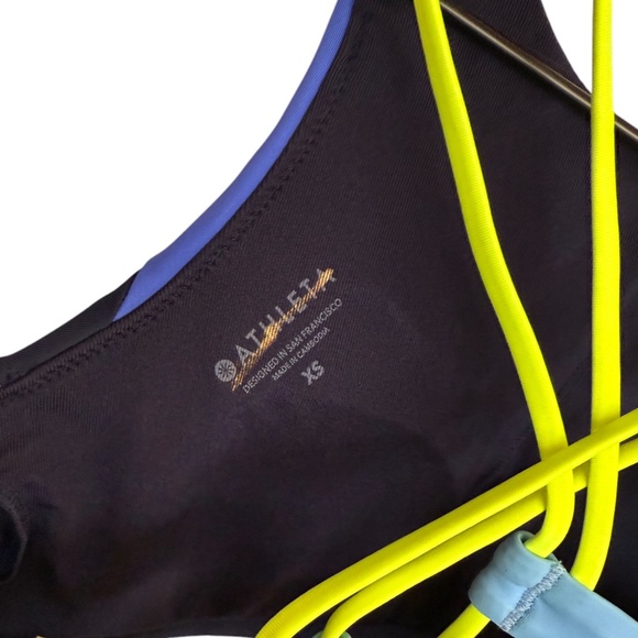 NWOT Athleta Freestyle Colorblock High Neck Bikini Top in Blue Colorblock New - Picture 3 of 5